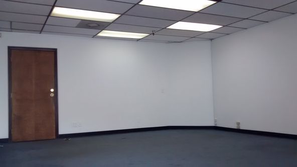 GREAT LAYOUT, TWO PRIVATE OFFICES WITH WINDOWS, LARGE BULLPEN/RECEPTION